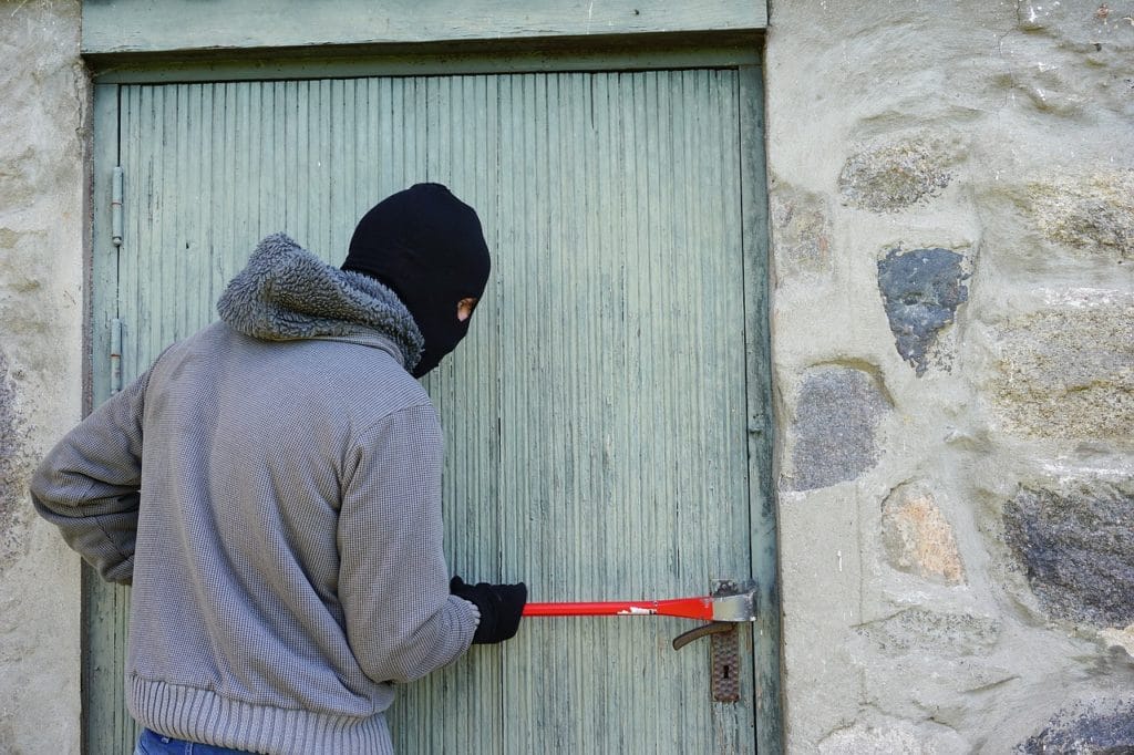 Lopov s vratima koja se otvaraju i označavaju otmicu preglednika